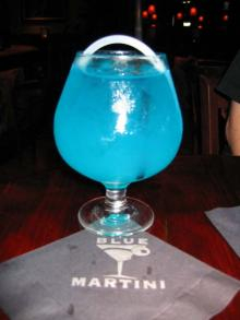 BLUE MARTINI DRINK