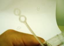 CNTOWER_BUBBLE01