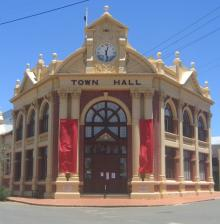 york townhall