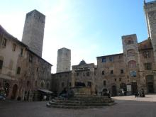 H.I.S.イタリア支店　♪カプチーノ天国♪-San Gimignano - B