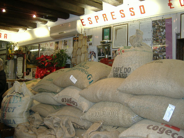 H.I.S.イタリア支店　♪カプチーノ天国♪-sacchi caffe