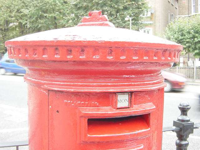 ロンドン観光ブログ-世界初めて物語② 郵便ポストの愉しみ方