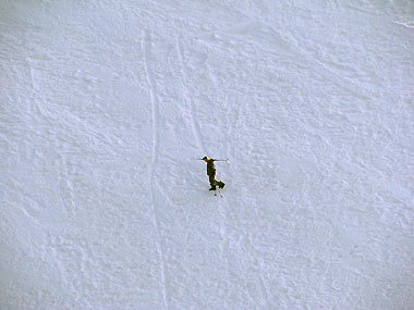 山下マヌーの　マヌー式地球の遊び方-滑ってます