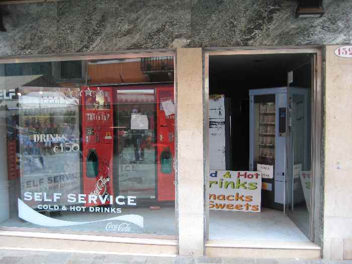 H.I.S.イタリア支店　♪カプチーノ天国♪-ヴェネツィアとコカ・コーラ4