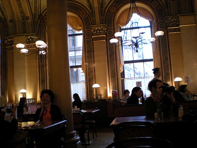 H.I.S.ウィーン支店　～ Wien～-カフェツェントラル