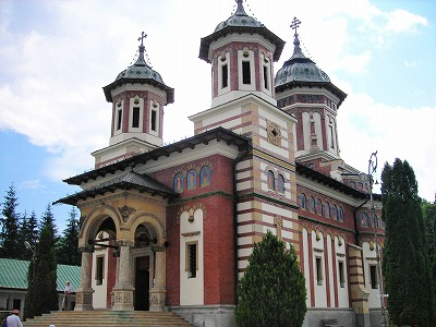 エイチ・アイ・エスミュンヘン支店便り-kirche von sinaia