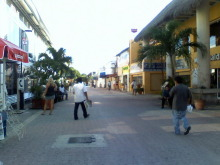 H.I.S. CANCUN支店