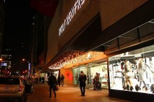 H.I.S.トロント支店  メープルライフ♪