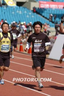 海外でスポーツ!ブログ-完走した雄姿