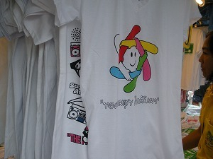 H.I.S.プーケット支店のブログ-流行のTシャツ