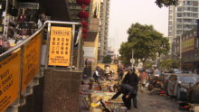 H.I.S.上海支店-布市場　入口