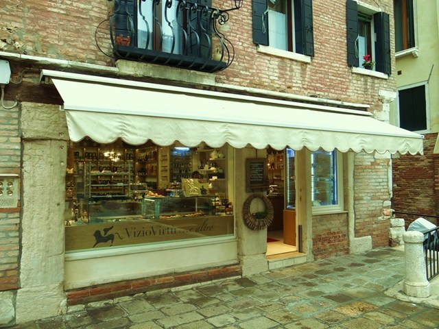 H.I.S.イタリア支店　♪カプチーノ天国♪-Virtu_10