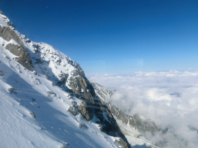山の斜面
