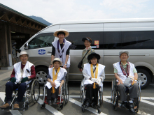 お遍路　車いす